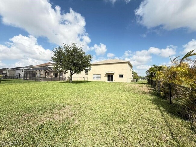 Building Photo - 18168 Horizon View Blvd