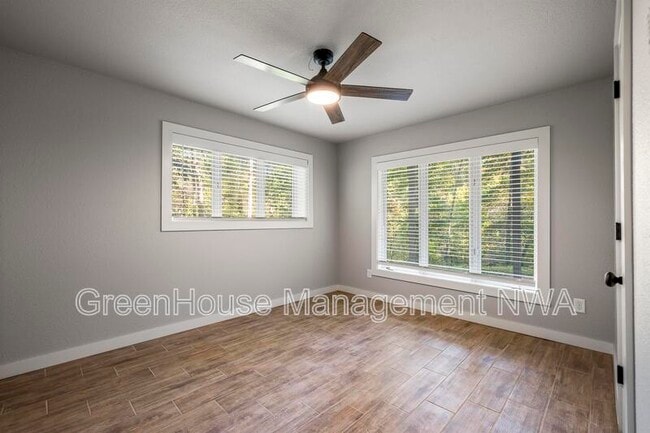 Building Photo - 6 Erith Ln