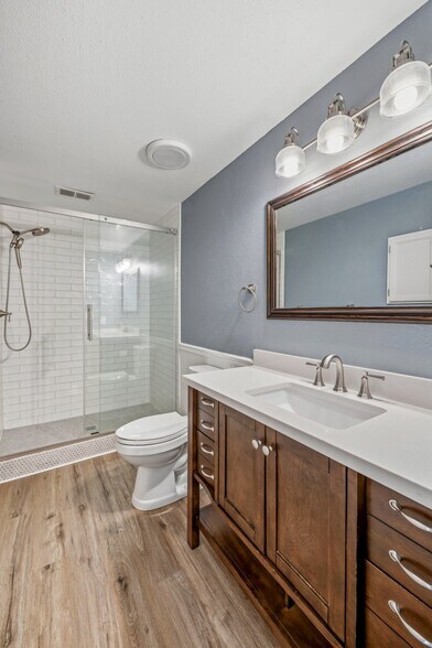 Building Photo - 244 Wadsworth Cir