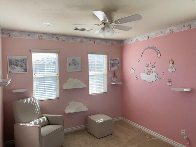 Building Photo - 37701 Tamarind Ct