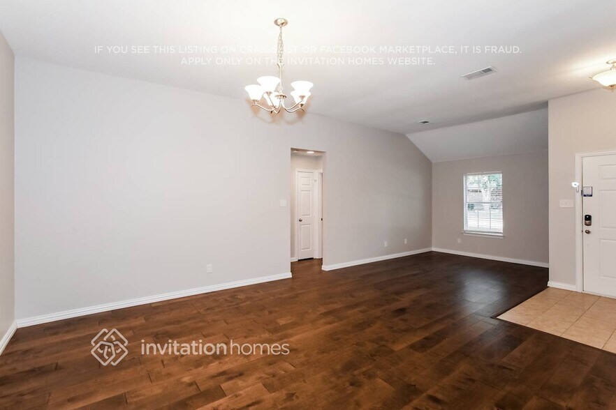 Building Photo - 5301 Spicewood Dr