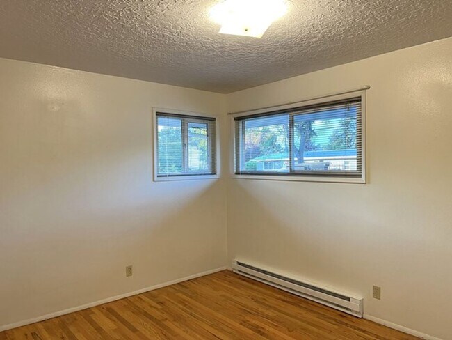 Building Photo - haym01*