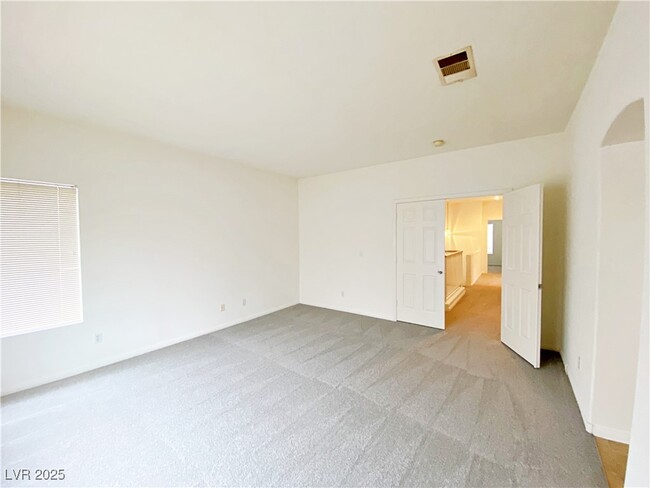 Building Photo - 7959 Blue Brook Dr