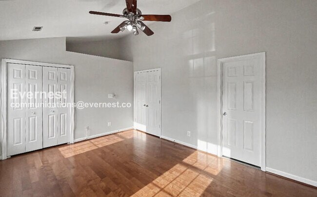 Building Photo - 3404 Tuckahoe Ct