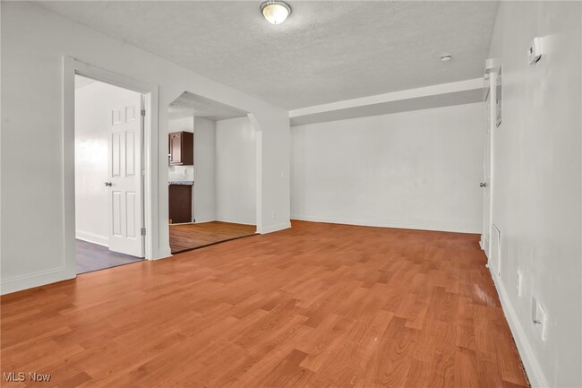 Building Photo - 317 E 156th St