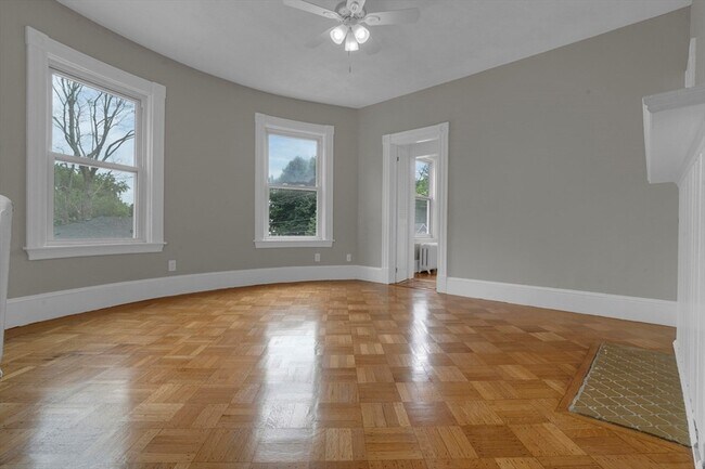 Building Photo - 59 Spring St