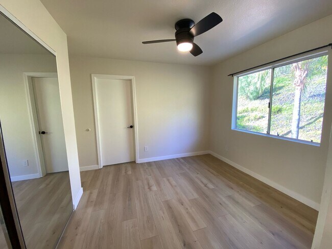 Building Photo - Beautiful 3BD/2.5Bath home within the Rancho Del Oro Village!