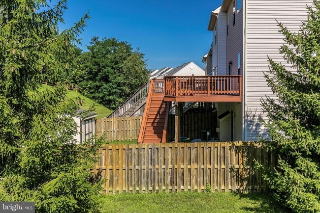 Building Photo - 1742 Trestle St