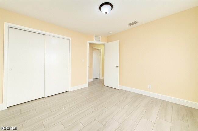 Building Photo - 5453 Eleventh Ave