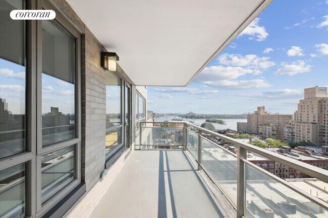 Building Photo - 501 E 87th St