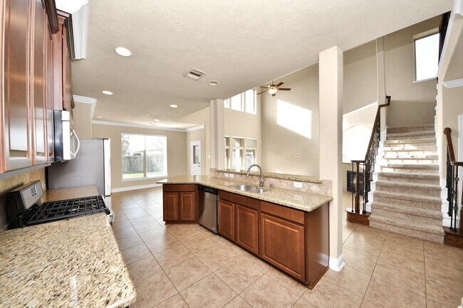 Building Photo - 20707 Reston Run Ln