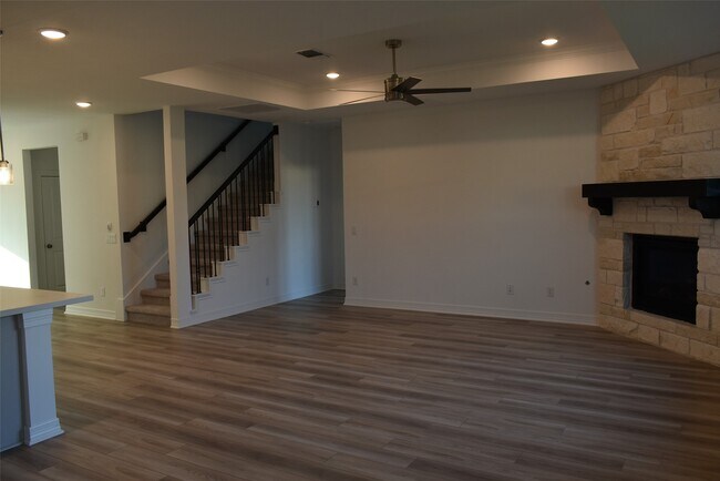 Building Photo - 7015 Harvest Colony Ln