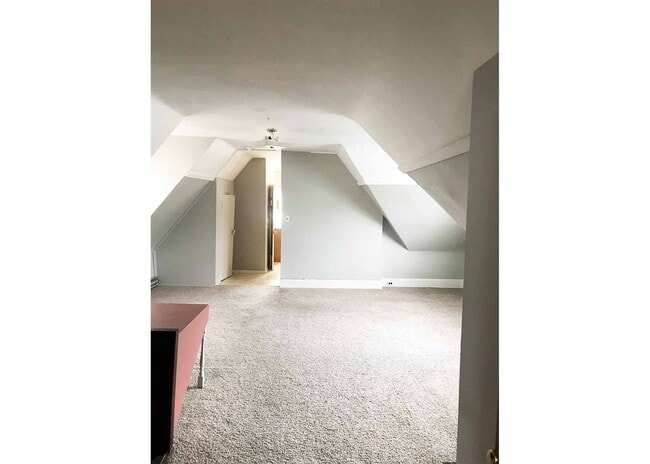 Building Photo - 2922 Jefferson Ave