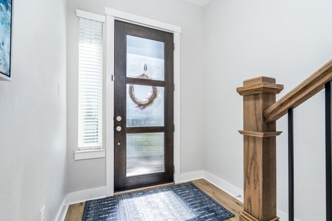 Building Photo - 968 Ford Pines Ln