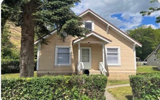 Building Photo - 126 Vergobbi Ave