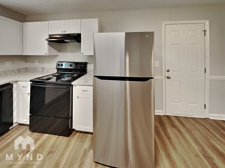Building Photo - 136 Crystal Brook