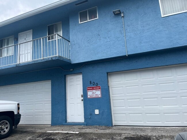 Building Photo - 2 br, 1 bath House - 800 W TIFFANY DRIVE #3