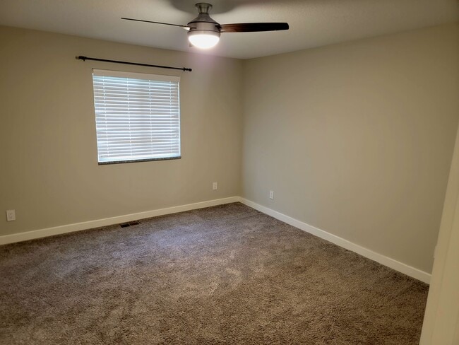 Building Photo - 1105 Fishlock Ave