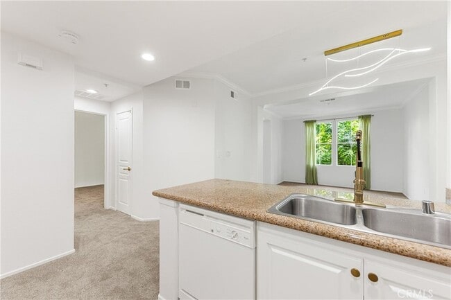 Building Photo - 2257 Watermarke Pl