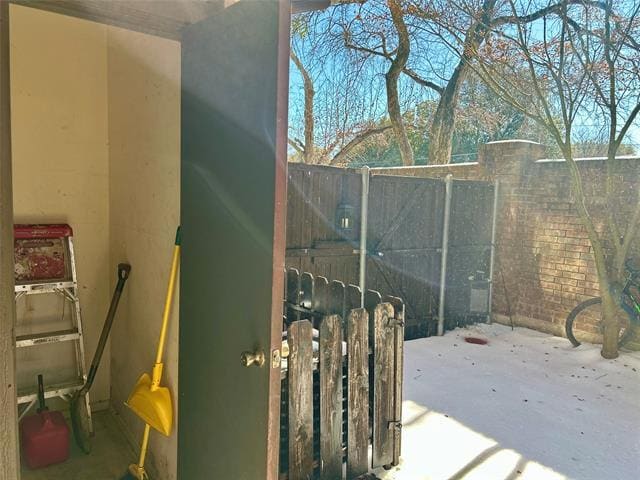 Building Photo - 5859 Frankford Rd