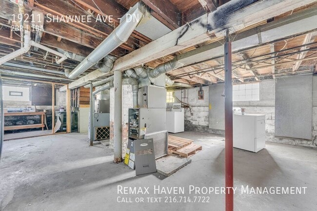 Building Photo - 19211 Shawnee Ave