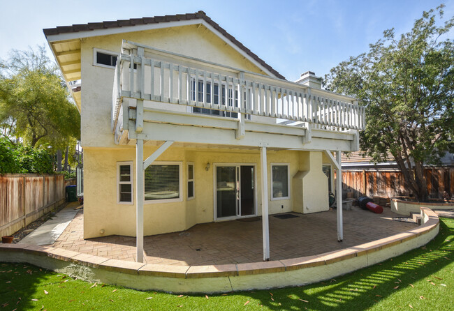 Building Photo - Beautiful 3BD/2.5Bath home in Carlsbad!