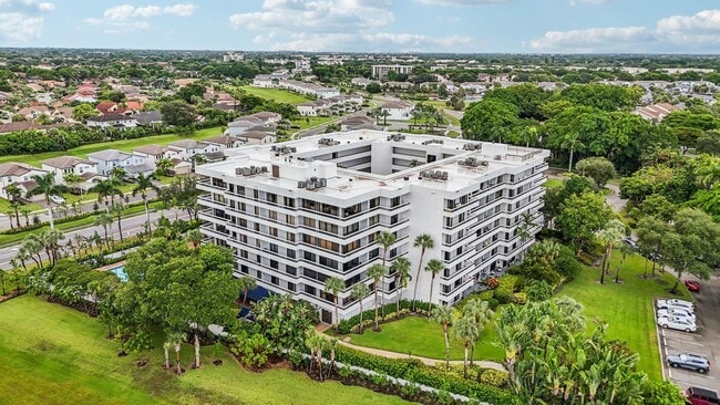 Building Photo - 23200 Camino Del Mar