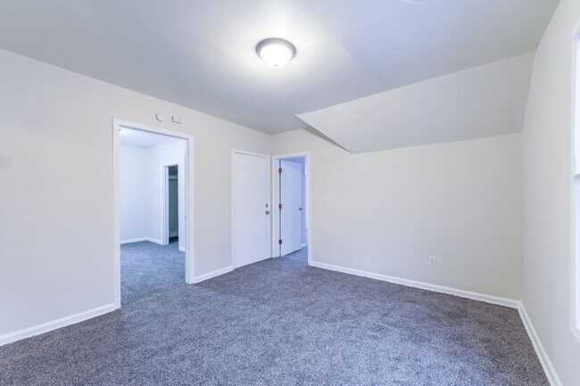 Building Photo - 1715 Glenwood Ave