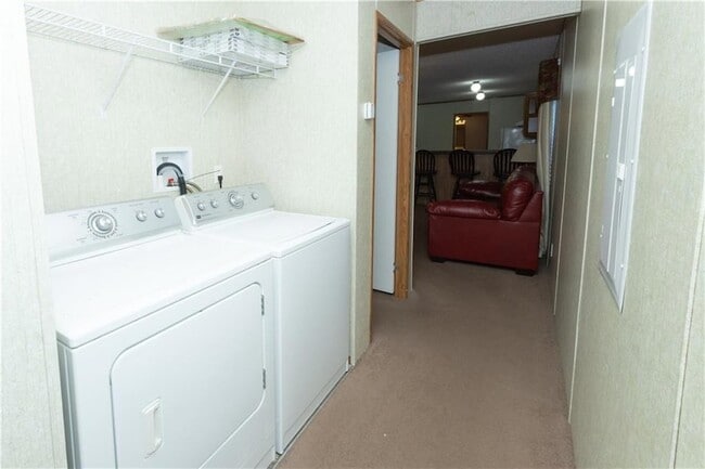 Building Photo - 31142 US-190