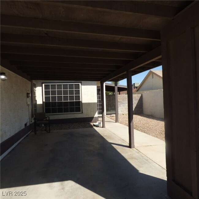 Building Photo - 7066 Forest Vista St