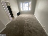 Building Photo - 109 N Thomas Ave