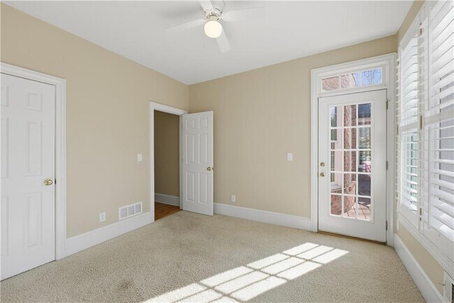 Building Photo - 179 Grandmar Chase