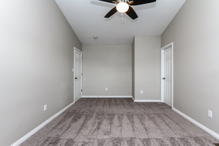 Building Photo - 7414 Angus Way