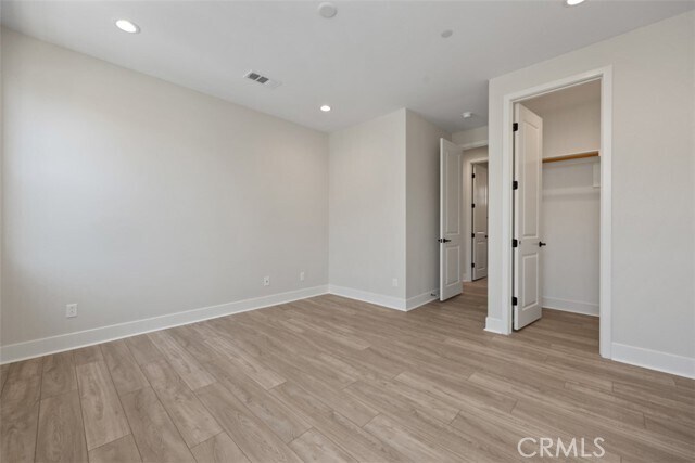 Building Photo - 9355 Astor