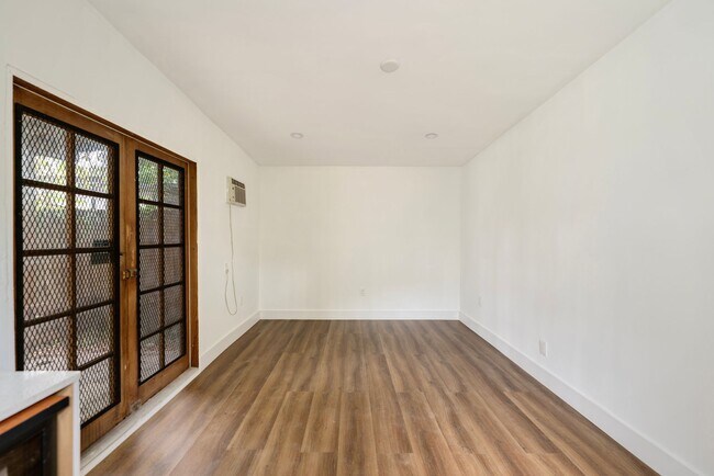 Building Photo - 167 NW 47th St