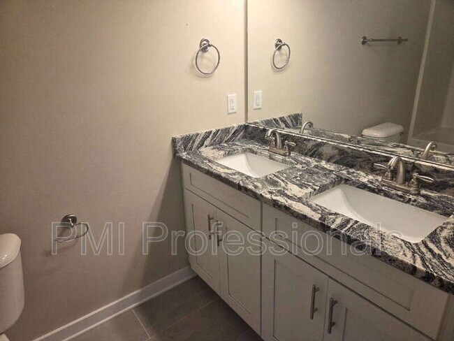 Building Photo - 608 Hadley Vlg Blvd