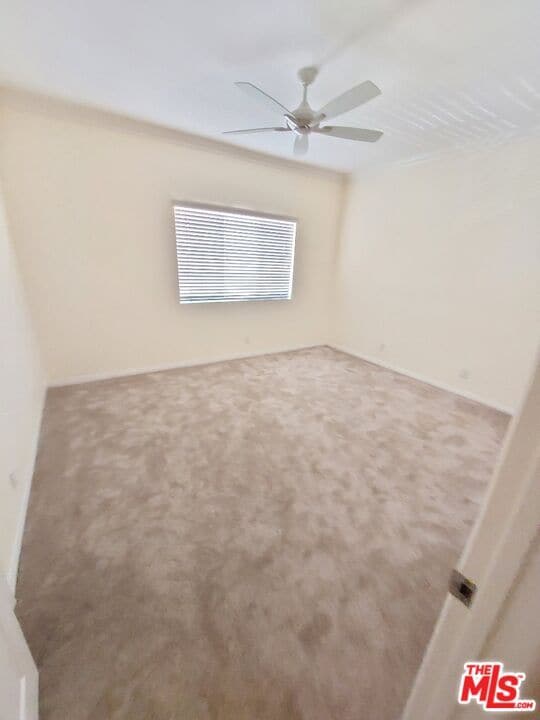 Building Photo - 1808 Franklin Canyon Dr