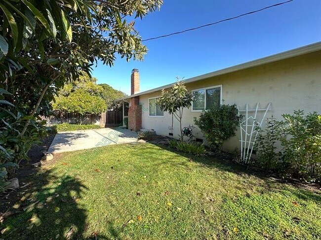 Building Photo - 965 Amstutz Dr