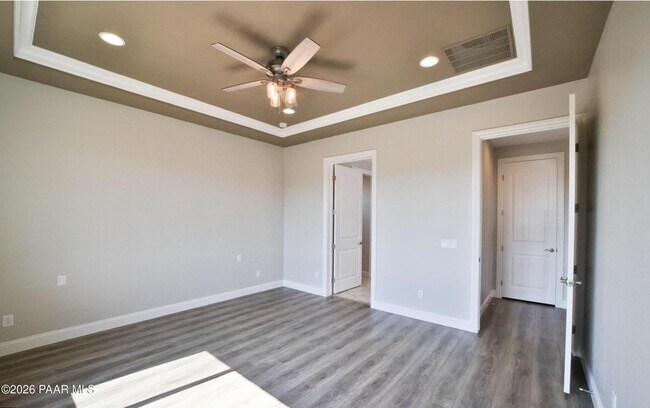 Building Photo - 7037 Robin Nest Ct