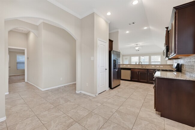 Building Photo - 18139 Swallow Spgs Wy