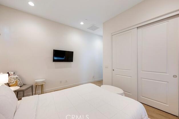 Building Photo - 49794 Solstice Pl