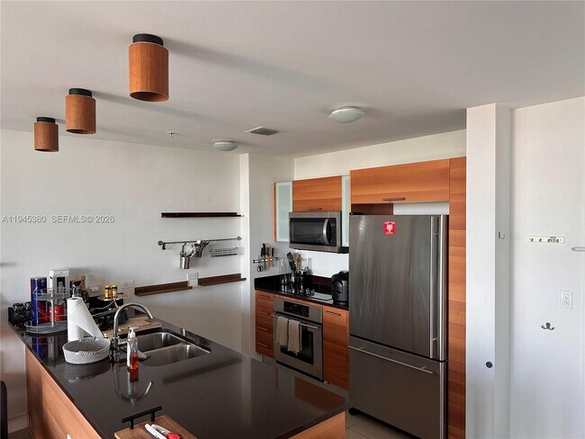 Building Photo - 3301 NE 1st Ave