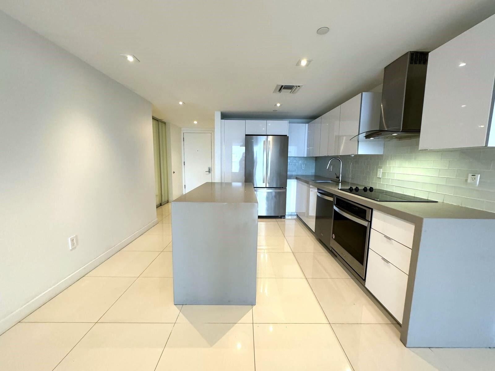 Kitchen - 1600 NE 1st Ave