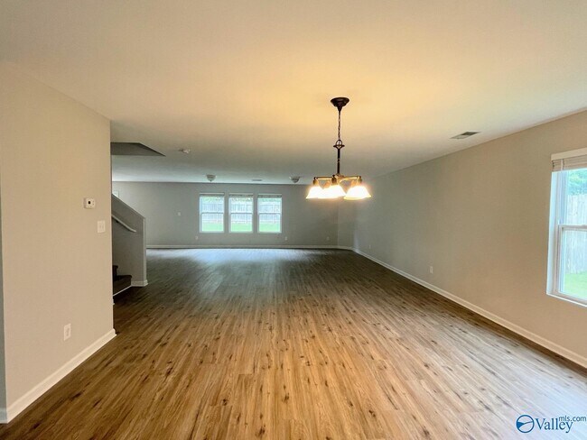Building Photo - 30003 Westfield Dr
