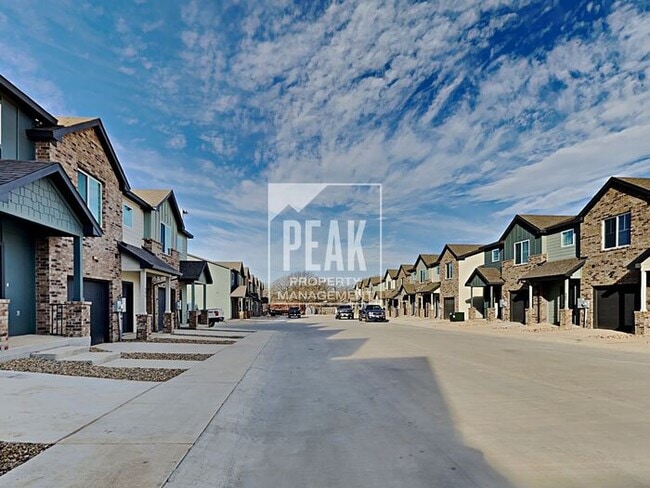 Building Photo - $1699! 3Bed/2Bath In Forest Hill! Do not m...