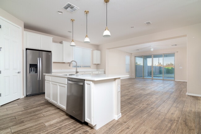 Building Photo - 22912 E Marsh Rd