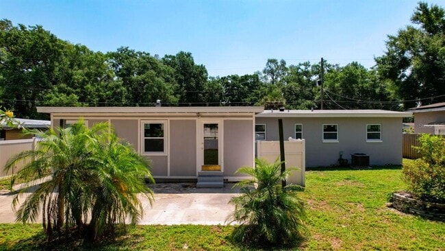 Building Photo - 2812 Dawley Ave