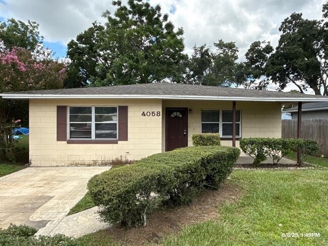 Primary Photo - 4058 Minoso St
