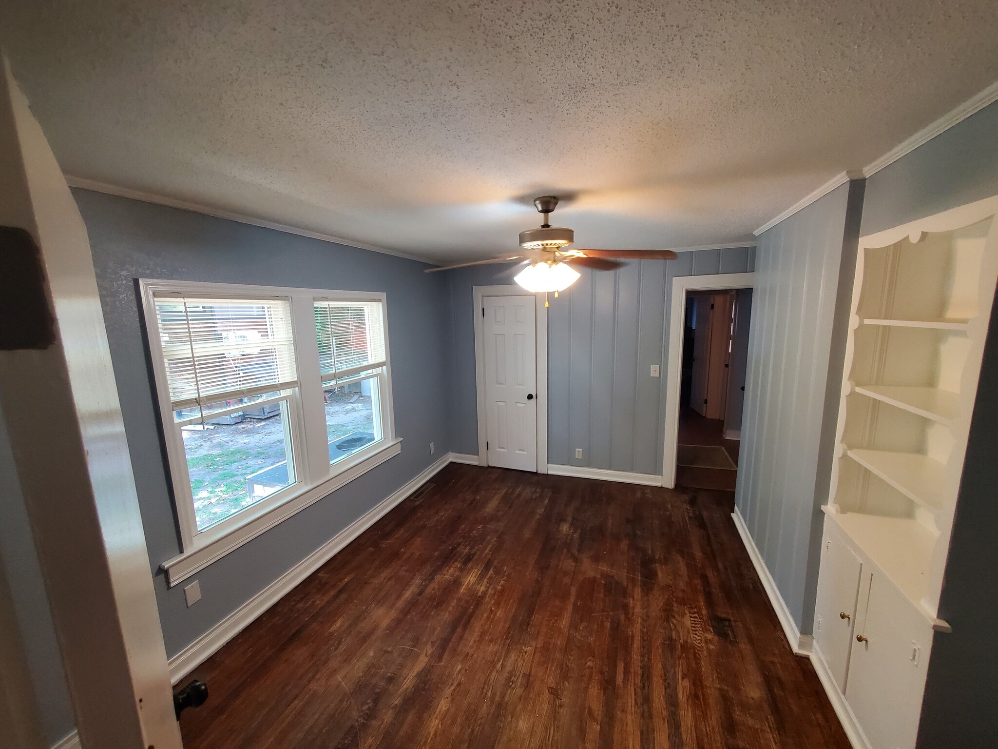 Bedroom - 121 Avery St