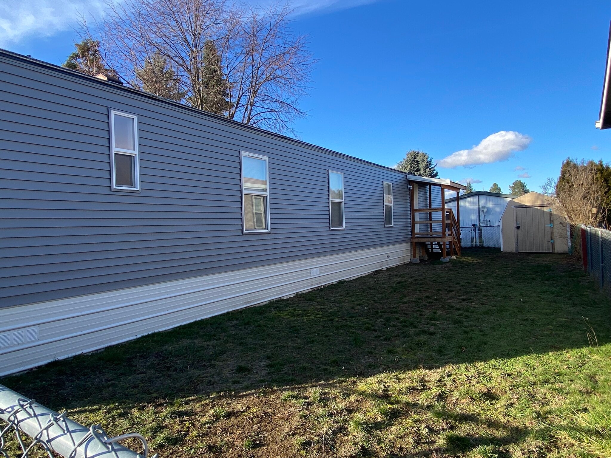 Building Photo - 2099 W Plymouth Cir